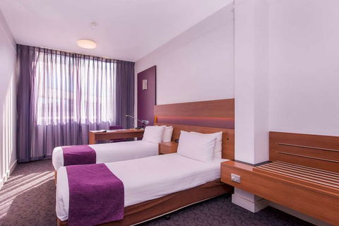 Quality Hotel Ambassador Perth - Accommodation Port Hedland 3