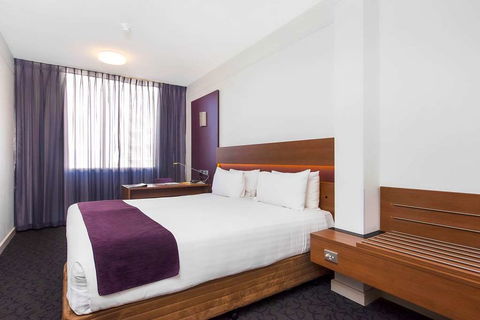 Quality Hotel Ambassador Perth - Accommodation Port Hedland 4