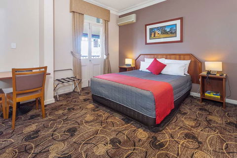 Quality Hotel Bayswater - Accommodation Port Hedland 1