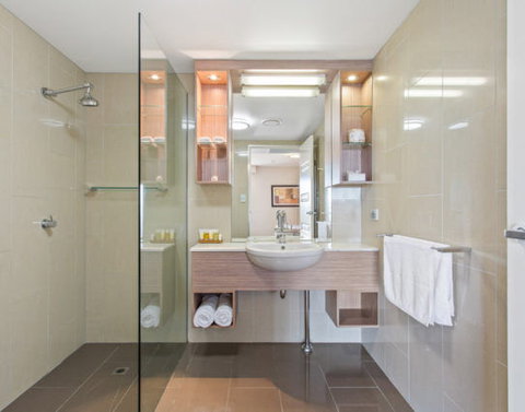 CBD Executive Apartments - Accommodation Port Hedland 2