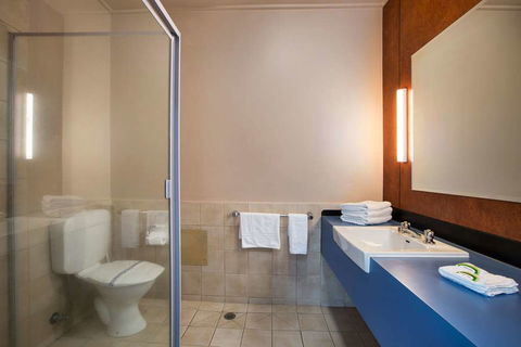 Burvale Hotel - Accommodation Port Hedland 2