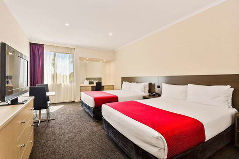 Quality Hotel Manor - Accommodation Port Hedland 2