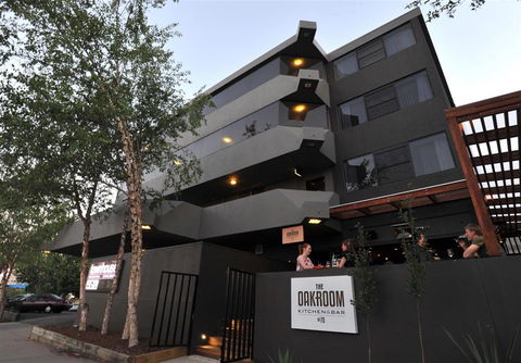 Townhouse Hotel, Wagga - Accommodation Port Hedland 1