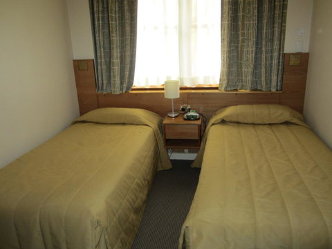 University House - ANU - Accommodation Port Hedland 40