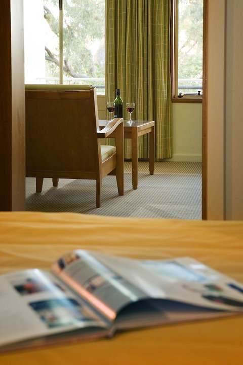 University House - ANU - Accommodation Port Hedland 12