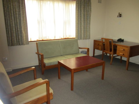 University House - ANU - Accommodation Port Hedland 38