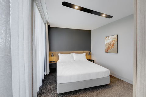 Vibe Hotel Canberra - Accommodation Port Hedland 34