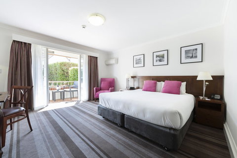 Mercure Canberra - Accommodation Port Hedland 2