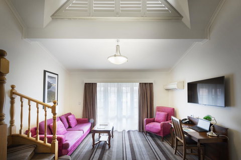 Mercure Canberra - Accommodation Port Hedland 5