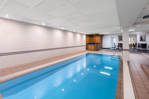 Adina Serviced Apartments Canberra Kingston - Accommodation Port Hedland 4