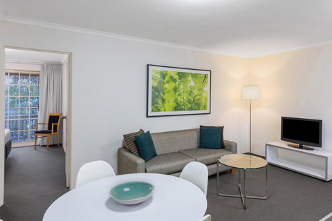 Adina Serviced Apartments Canberra Kingston - Accommodation Port Hedland 2