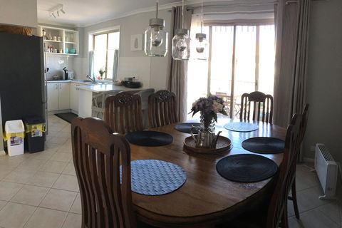 Finches Canberra - Accommodation Port Hedland 20