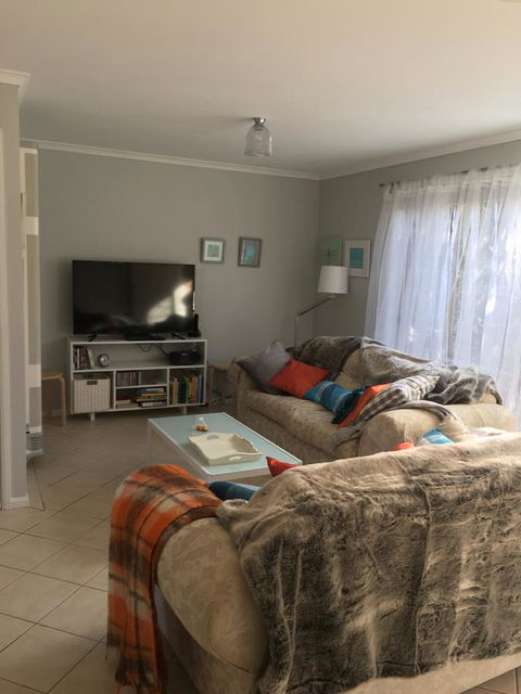 Finches Canberra - Accommodation Port Hedland 15