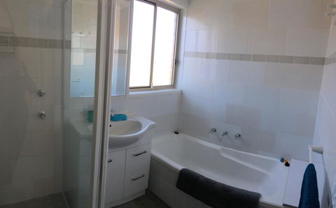 Finches Canberra - Accommodation Port Hedland 22