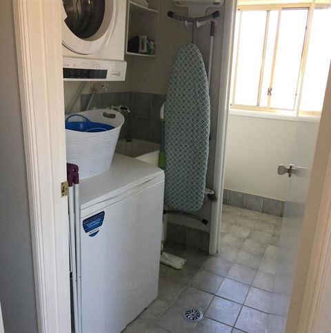 Finches Canberra - Accommodation Port Hedland 21