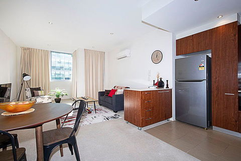 Spacious 1BR Stylish New Acton Apartment +Parking - Accommodation Port Hedland 5