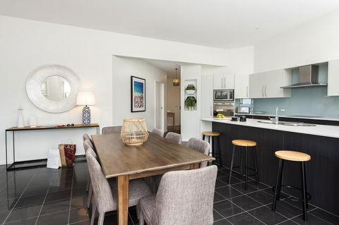 Mollymook Beachfront Penthouse 9 - Accommodation Port Hedland 5