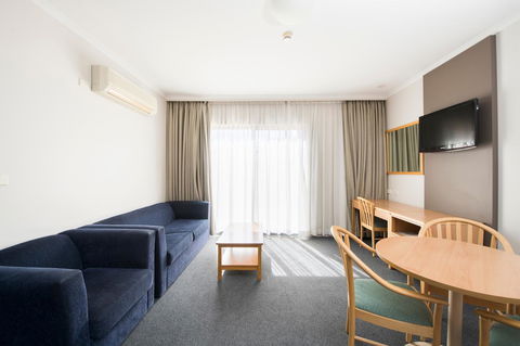 The Woden Hotel - Accommodation Port Hedland 15