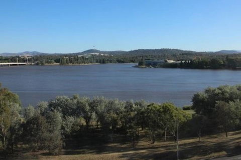 Canberra Luxury Apartment 3 - Accommodation Port Hedland 3