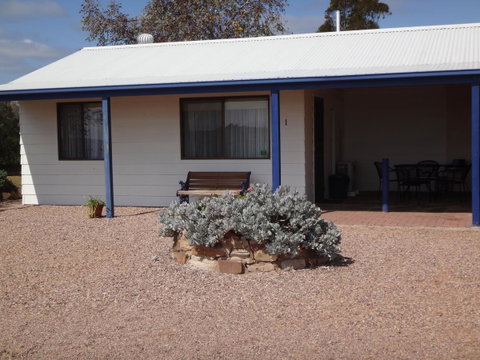 Windana Cottages - Accommodation Port Hedland 16