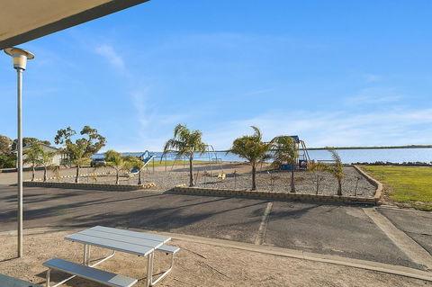 Port Broughton Tourist Park - Accommodation Port Hedland 38