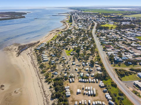 Port Broughton Tourist Park - Accommodation Port Hedland 0