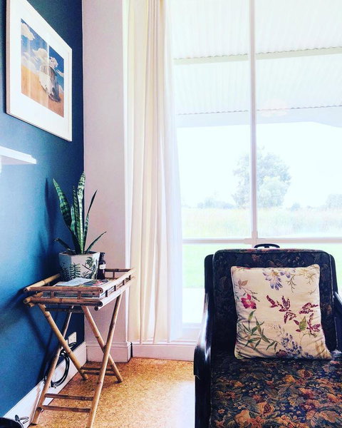 The Lake House Retreat - Accommodation Port Hedland 4