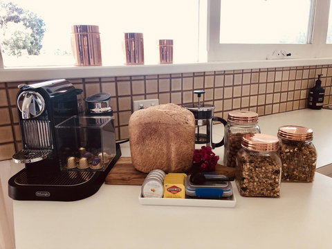 The Lake House Retreat - Accommodation Port Hedland 1