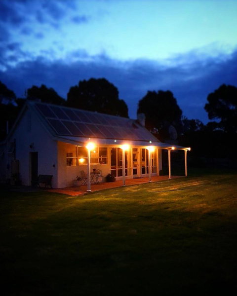 The Lake House Retreat - Accommodation Port Hedland 23