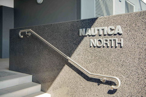 Port Adelaide Executive Waterfront Apartment - Accommodation Port Hedland 31