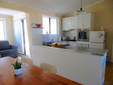 Driftwood On Dover - Accommodation Port Hedland 3