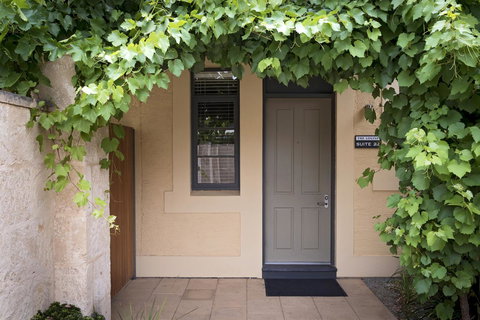 The Louise - Accommodation Port Hedland 34