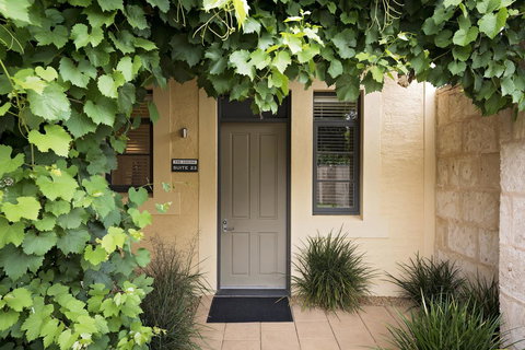 The Louise - Accommodation Port Hedland 5