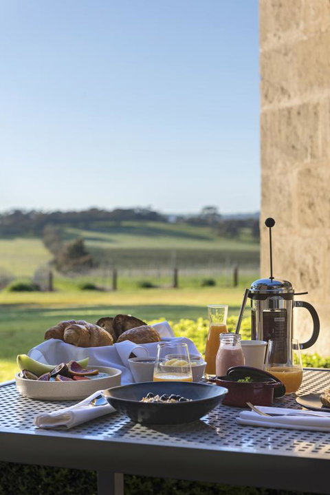 The Louise - Accommodation Port Hedland 14