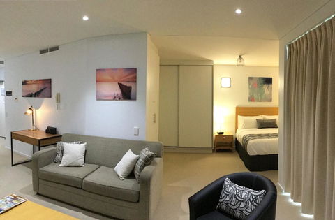Wallaroo Marina Waterfront Luxe Apartment - Accommodation Port Hedland 8