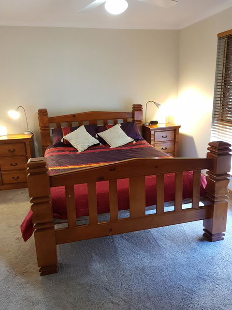 Frog Song At Willunga - Accommodation Port Hedland 2