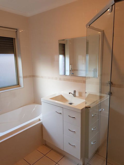 Frog Song At Willunga - Accommodation Port Hedland 5