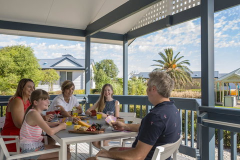 The Retreat West Beach Parks - Accommodation Port Hedland 10