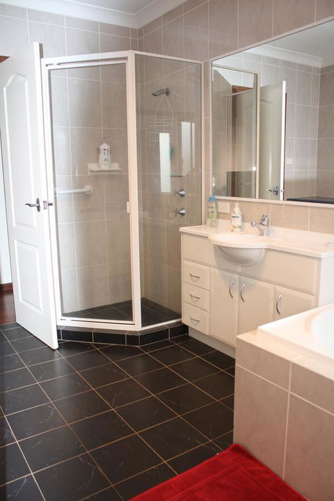 Serenity On Narrabeen Beach - 1Bdr Beachside Retreat - Accommodation Port Hedland 5