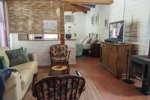 Trevalia Accommodation - Accommodation Port Hedland 1