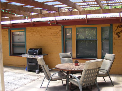 Trevalia Accommodation - Accommodation Port Hedland 10