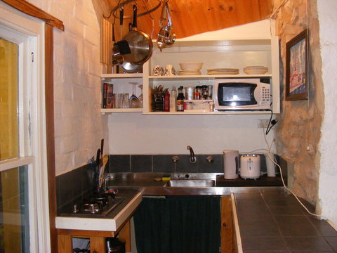 Trevalia Accommodation - Accommodation Port Hedland 16