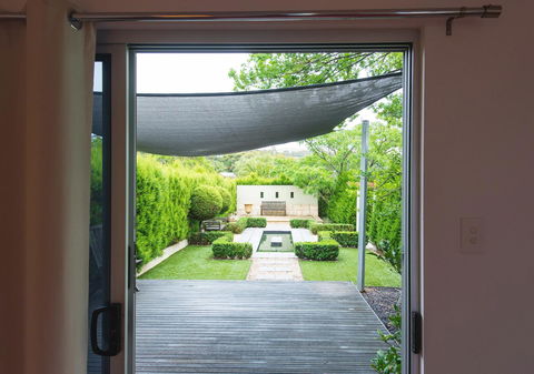 S T U D I O 22 Peaceful Retreat With Garden Views - Accommodation Port Hedland 12