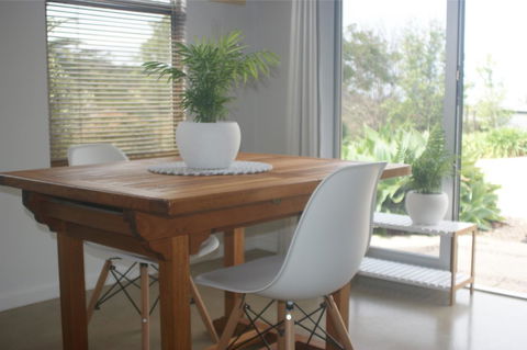 S T U D I O 22 Peaceful Retreat With Garden Views - Accommodation Port Hedland 9