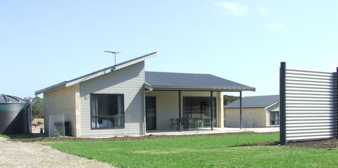 Jalilla Village - Accommodation Port Hedland 0