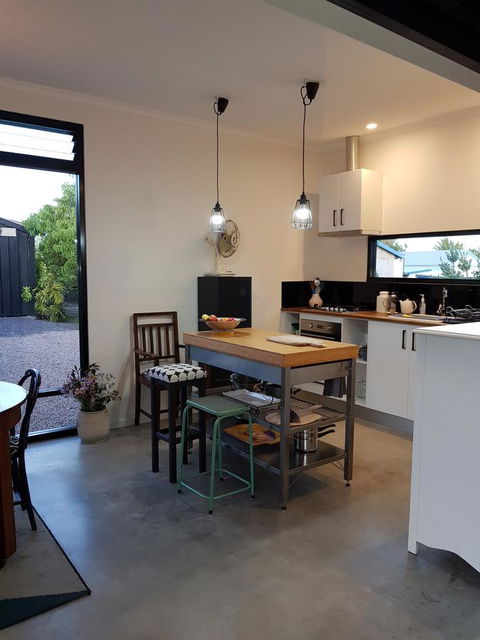Sinclair Eco House - Accommodation Port Hedland 9