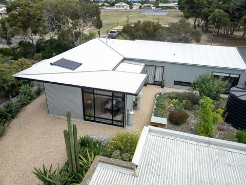 Sinclair Eco House - Accommodation Port Hedland 6
