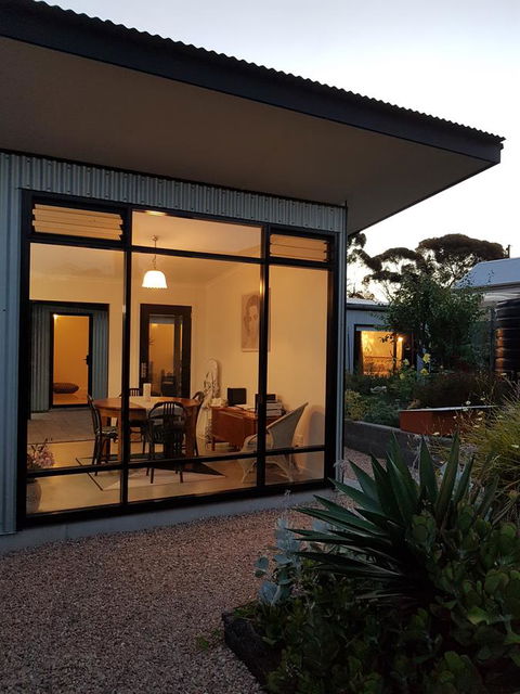 Sinclair Eco House - Accommodation Port Hedland 14