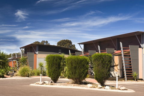 Majestic Oasis Apartments - Accommodation Port Hedland 7