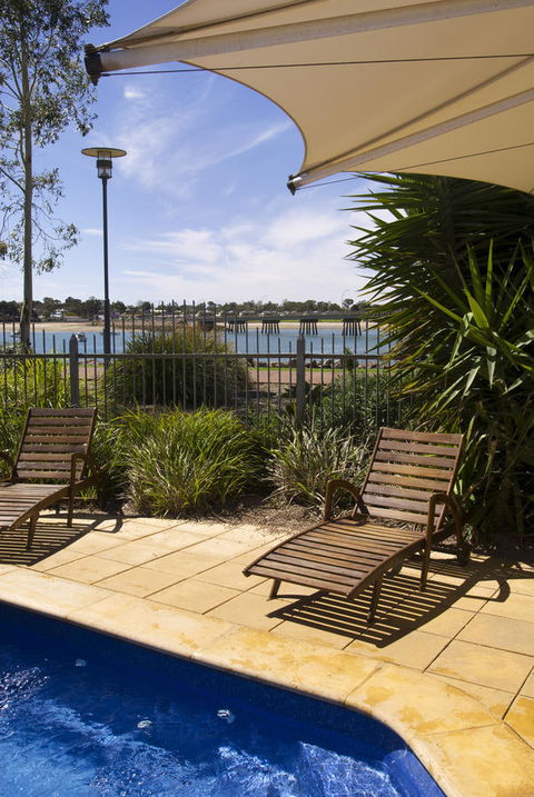 Majestic Oasis Apartments - Accommodation Port Hedland 13